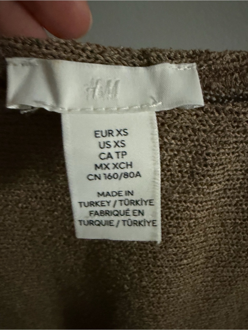 H&M Knit Top - Picture 2 of 3
